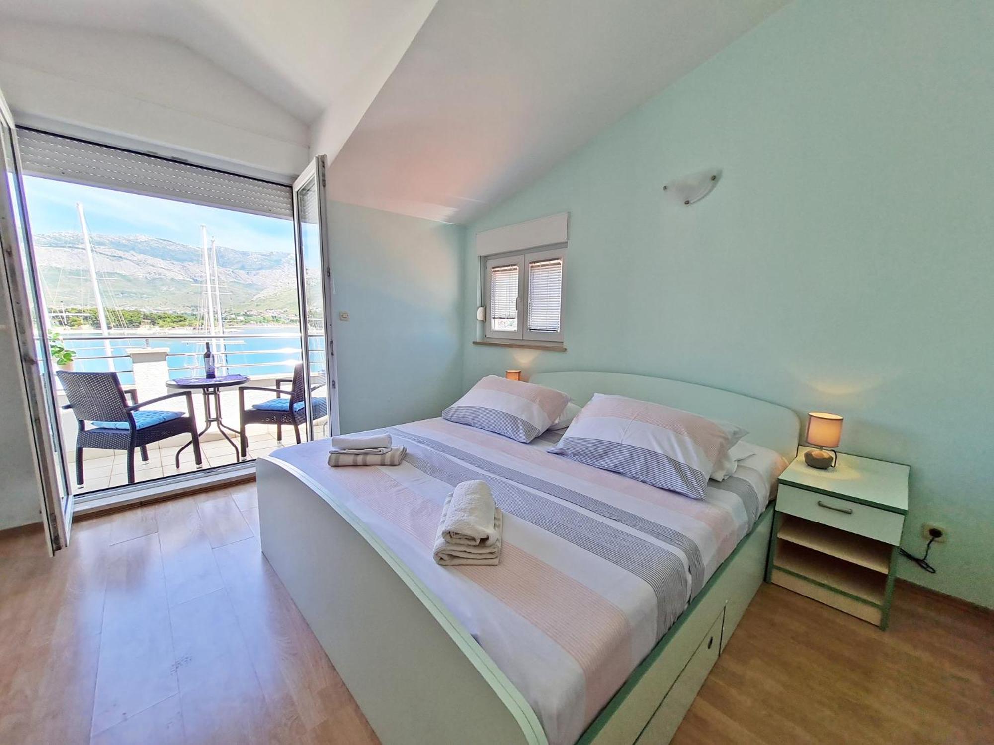Rooms And Apartments Porat Stobreč Habitación foto